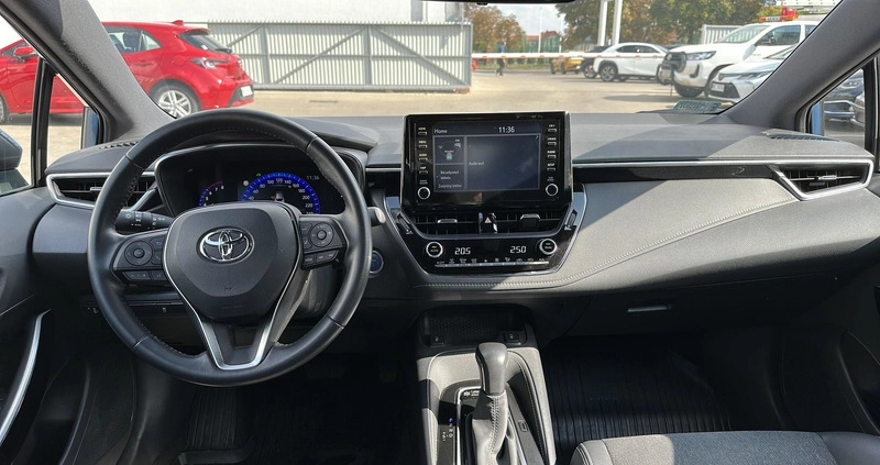 Toyota Corolla cena 124900 przebieg: 12966, rok produkcji 2021 z Bełżyce małe 121